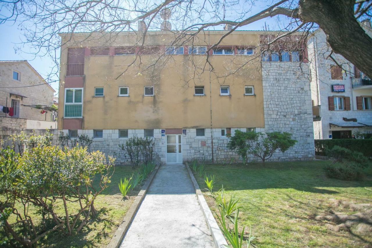 Modern Living In The Heart Of Trogir Apartment Ngoại thất bức ảnh